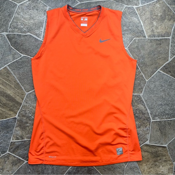 Nike Pro Dri-Fit Tank Top - Picture 4 of 11